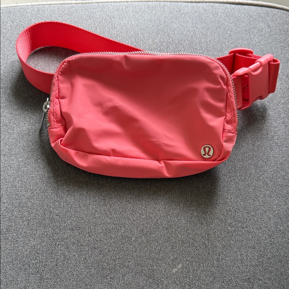 Lululemon Athletica Vibrant Pink Belt Bag
